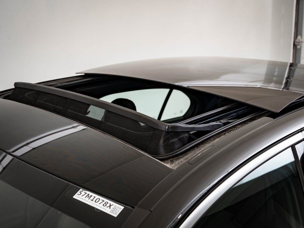 Certified 2025 Mercedes-Benz C 300 4MATIC Sedan image 14