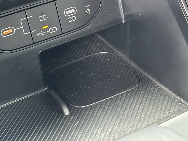 Used 2025 Kia Sorento EX w/ Panoramic Sunroof Package FWD image 19