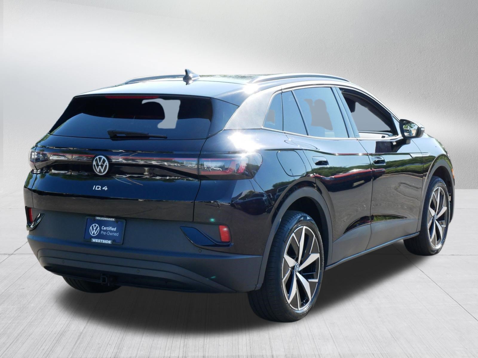 Used 2023 Volkswagen ID.4 Pro S AWD/4WD image 6