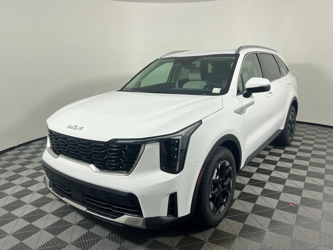 New 2026 Kia Sorento S FWD image 7