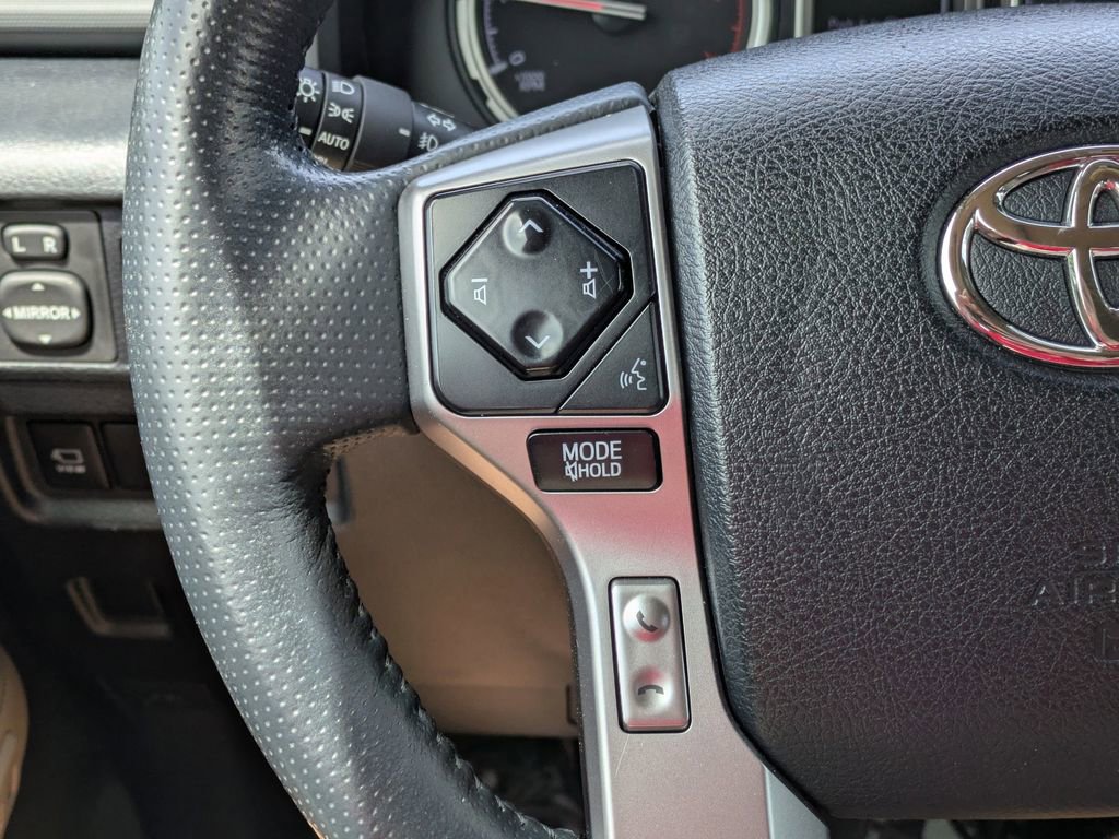 Used 2023 Toyota 4Runner Limited image 15