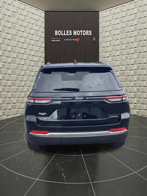 Certified 2023 Jeep Grand Cherokee Limited AWD/4WD image 9