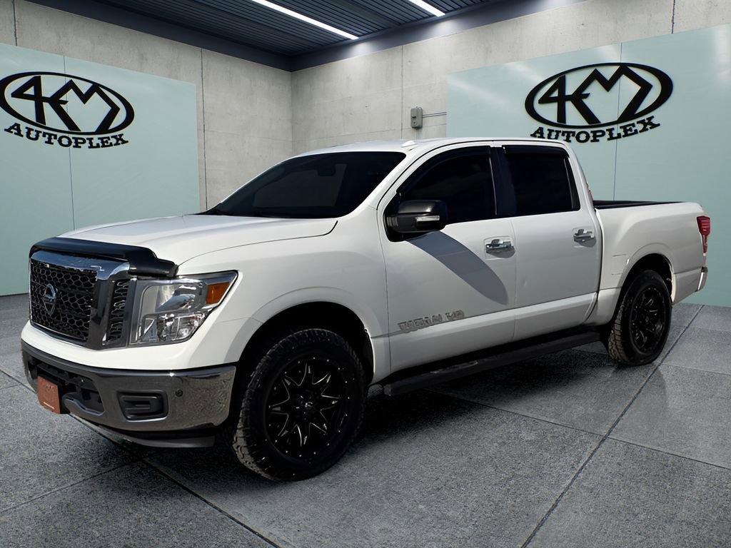 Used 2018 Nissan Titan SV w/ SV Convenience Package RWD image 7