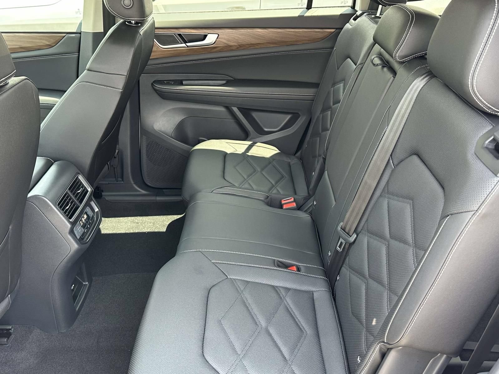 New 2026 Volkswagen Atlas SE AWD/4WD image 13