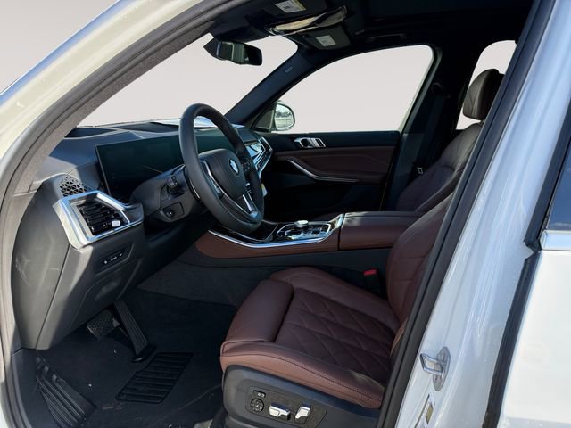 New 2026 BMW X5 xDrive40i w/ Climate Comfort Package AWD/4WD image 9