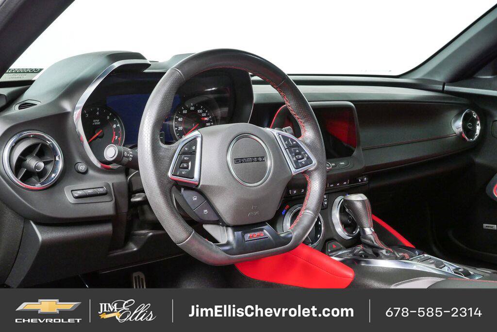 Certified 2022 Chevrolet Camaro SS RWD image 4