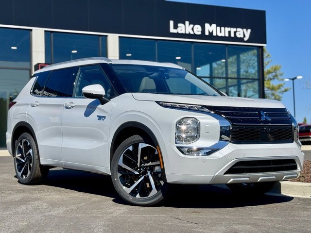 New 2025 Mitsubishi Outlander SEL