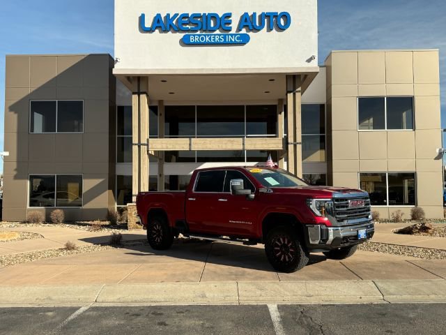 Used 2024 GMC Sierra 2500 SLT w/ SLT Premium Package image 1