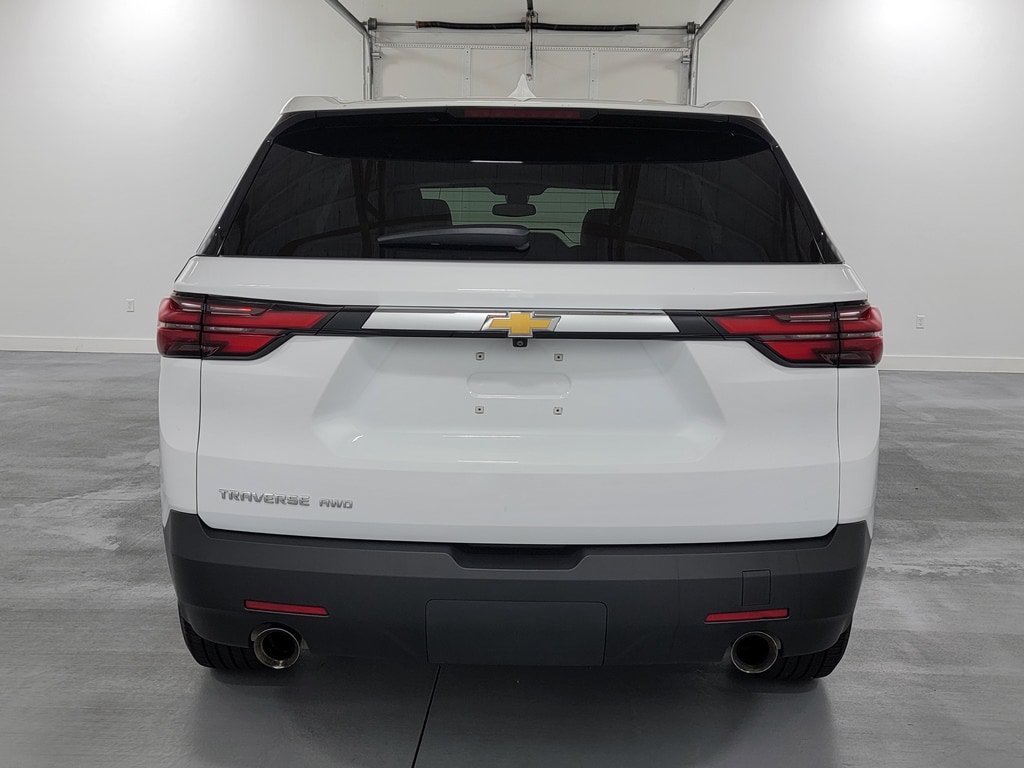 Used 2022 Chevrolet Traverse LS w/ LPO, Cargo Package AWD/4WD image 7
