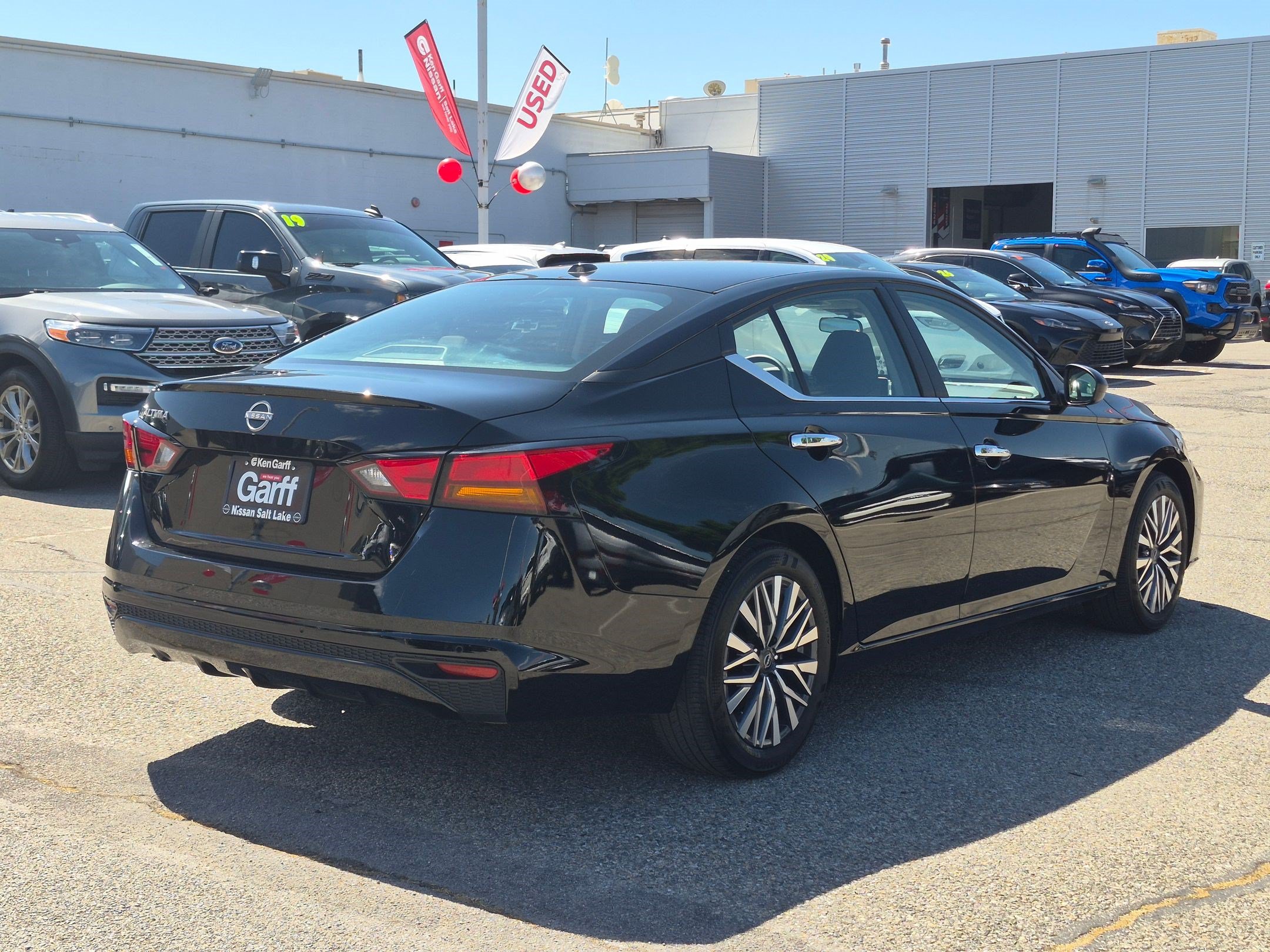 Certified 2025 Nissan Altima 2.5 SV FWD image 3