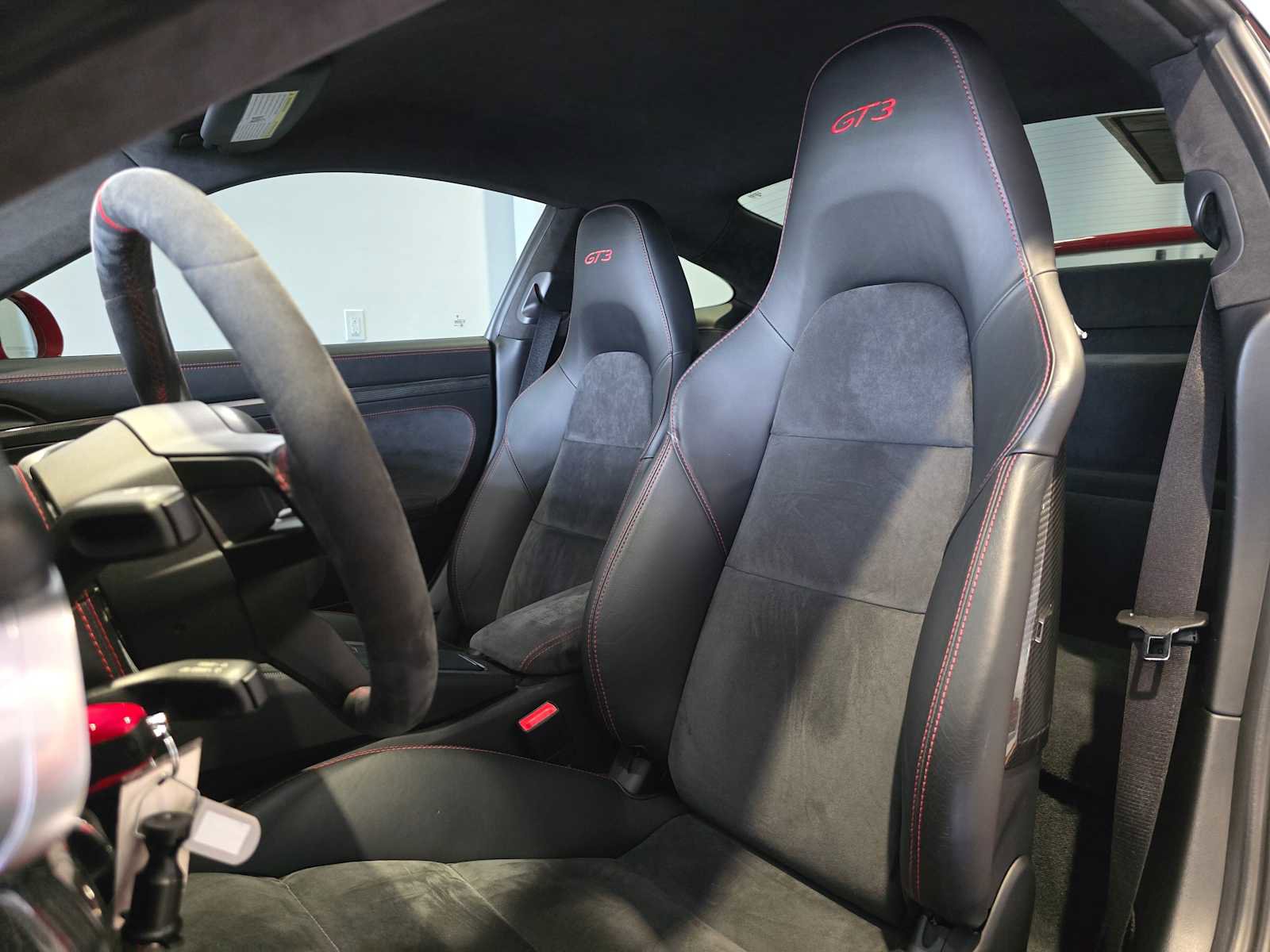 Used 2018 Porsche 911 GT3 image 5