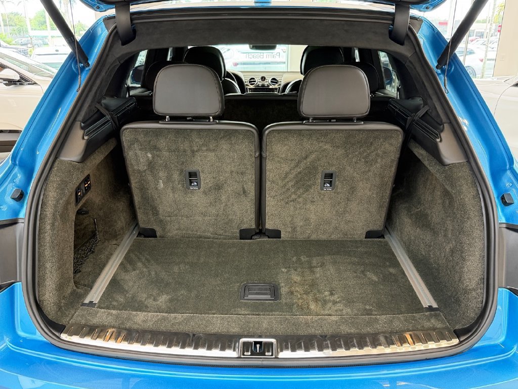 Used 2020 Bentley Bentayga Speed AWD/4WD image 14