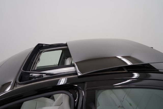 Used 2024 Hyundai Ioniq 6 Limited image 62