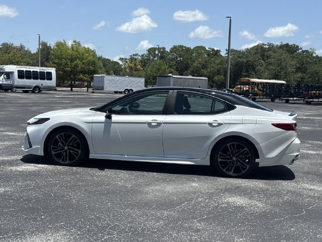 Used 2025 Toyota Camry XSE FWD image 11