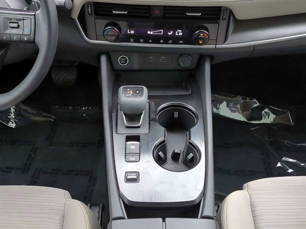 Certified 2022 Nissan Rogue SV image 19