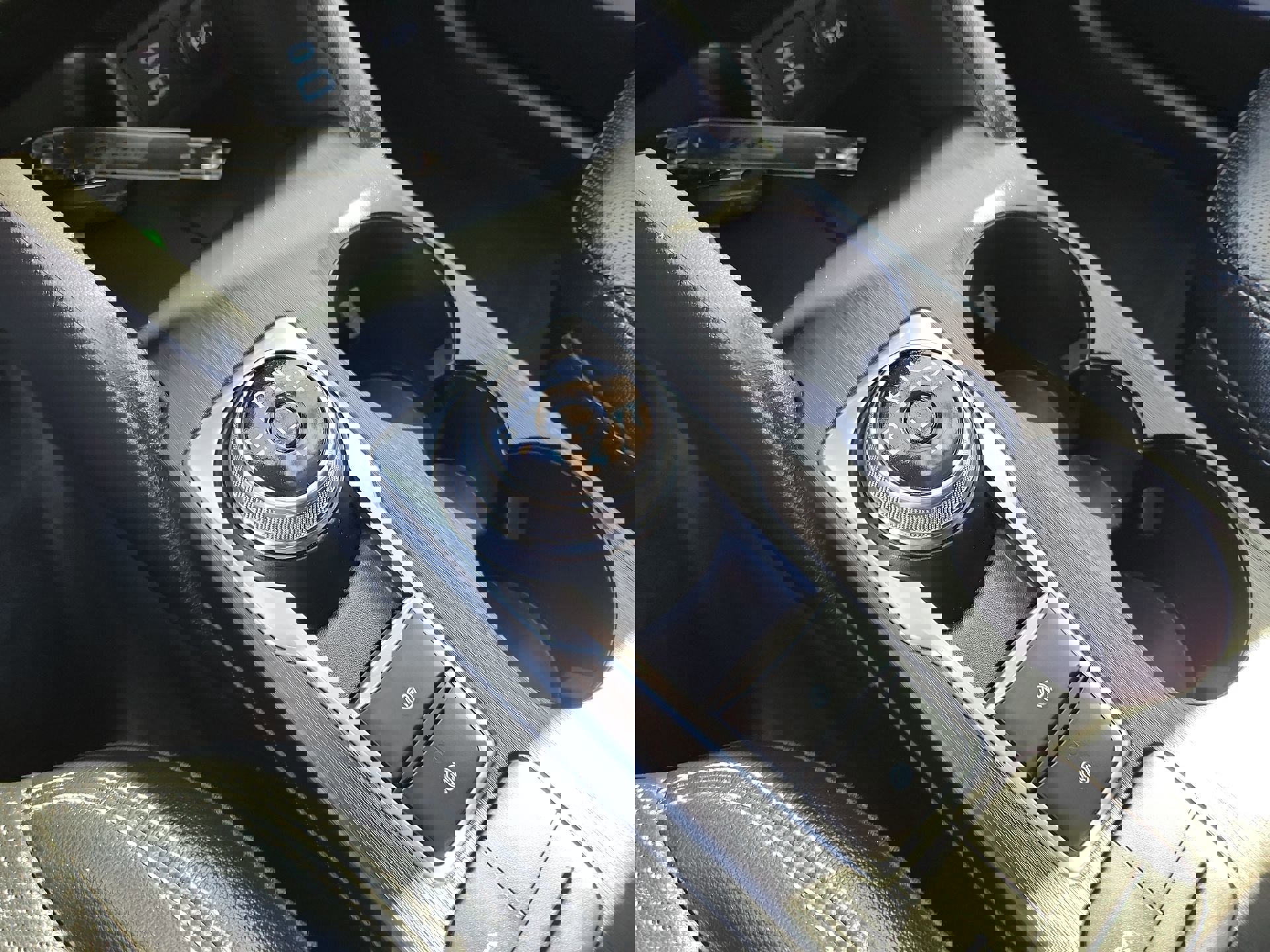 Used 2022 Ford Escape SEL image 21