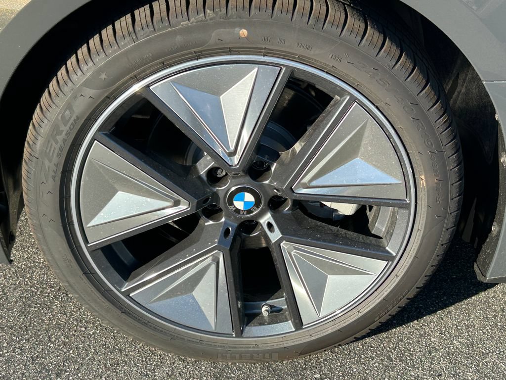 New 2026 BMW i4 eDrive40 w/ Premium Package RWD image 9