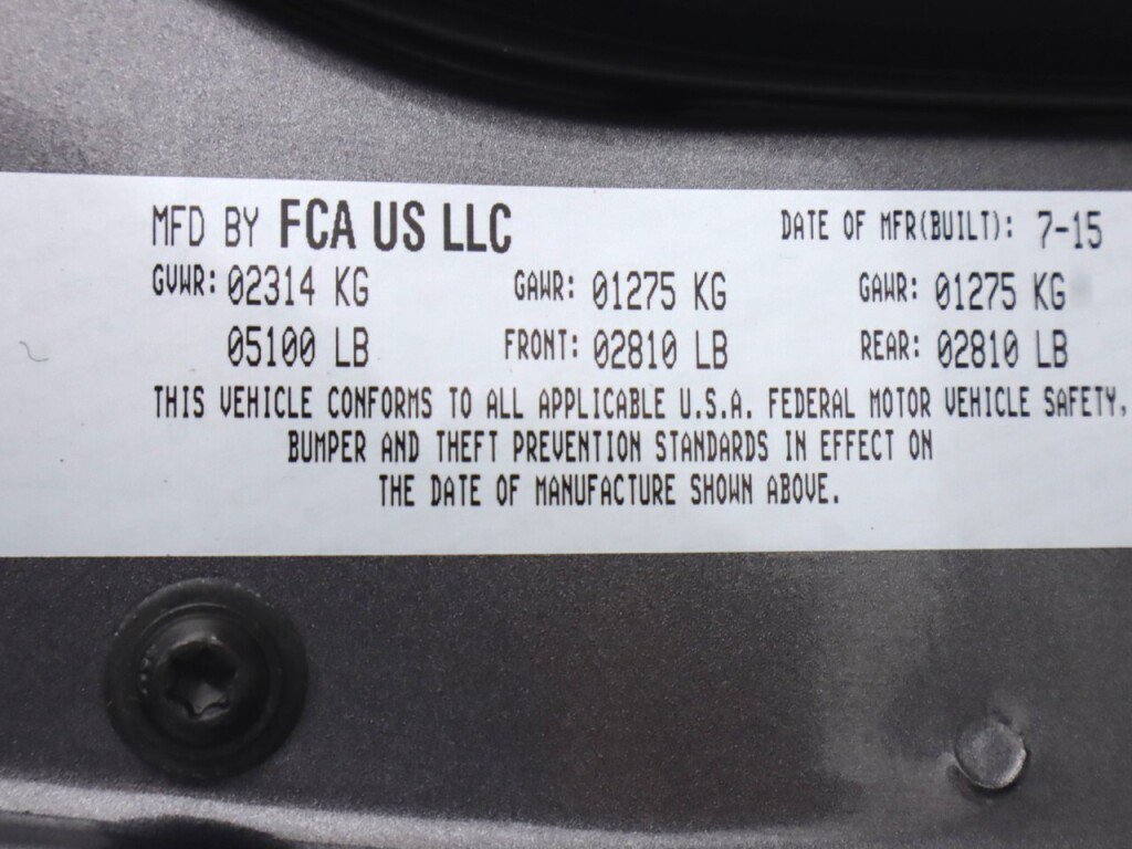 Used 2015 Chrysler 300 Limited RWD image 37