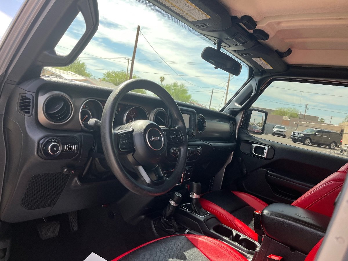 Used 2018 Jeep Wrangler Unlimited Sport AWD/4WD image 22