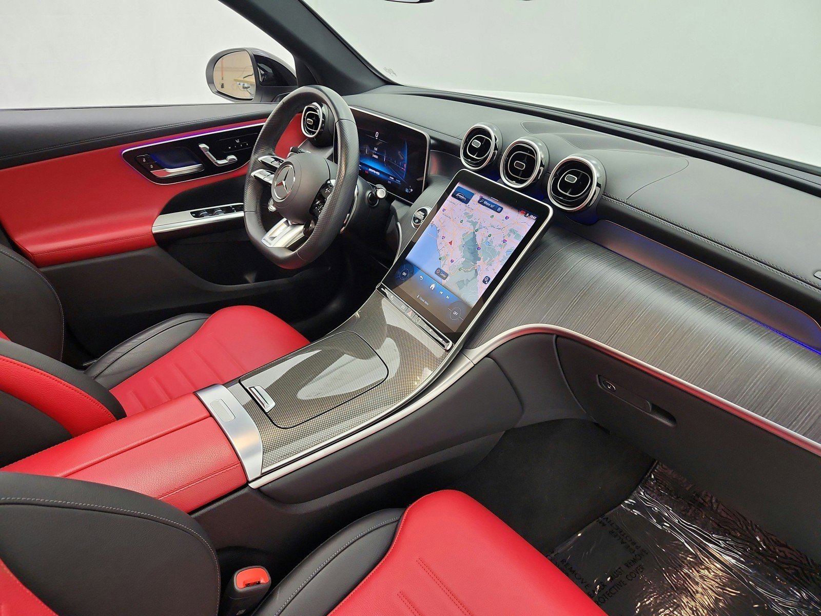 Used 2024 Mercedes-Benz GLC 43 AMG 4MATIC image 25