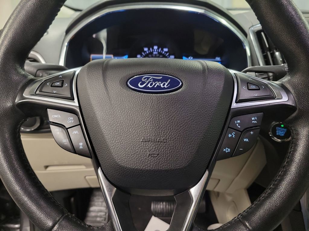 Used 2021 Ford Edge Titanium w/ Equipment Group 301A image 18