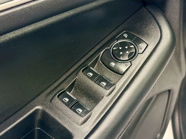 Used 2024 Ford Edge SEL w/ Convenience Package image 17