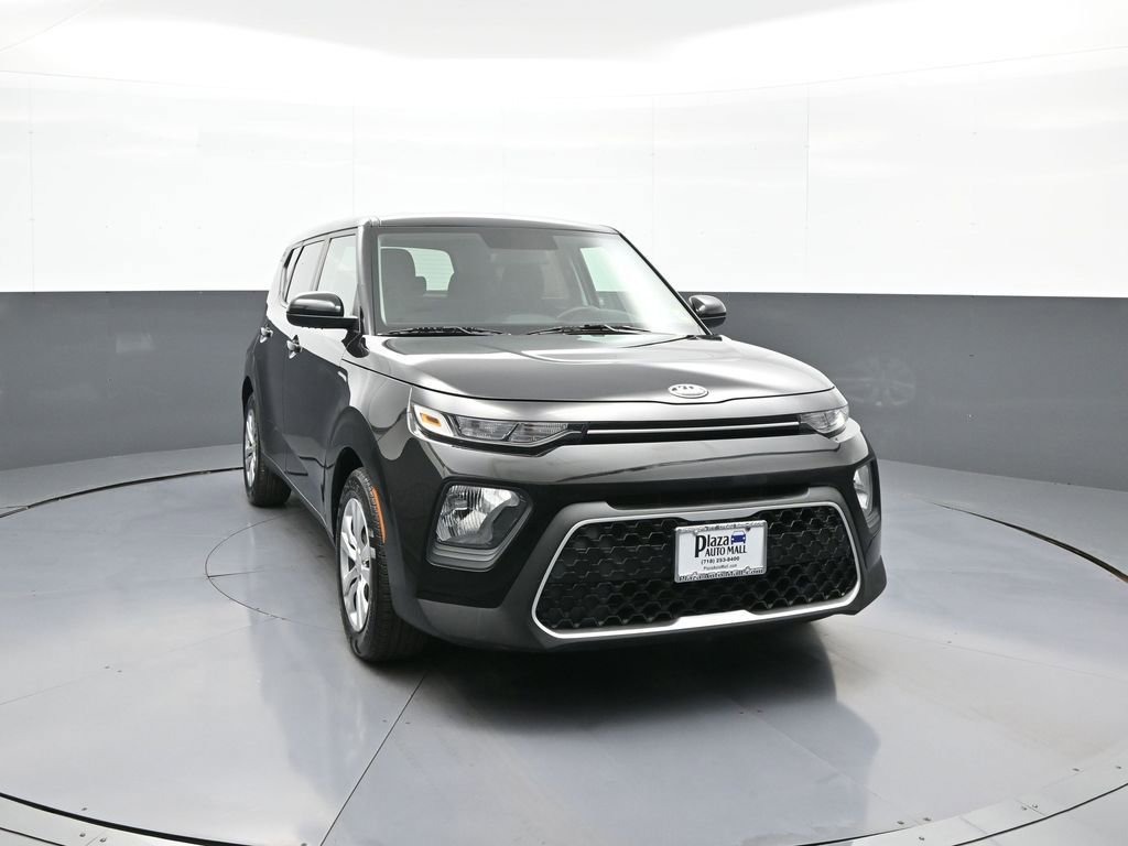 Certified 2021 Kia Soul LX FWD image 3