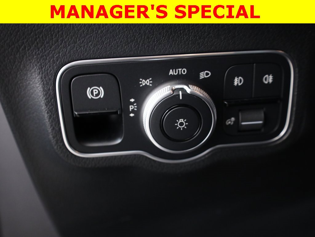 Used 2023 Mercedes-Benz GLA 250 4MATIC image 11