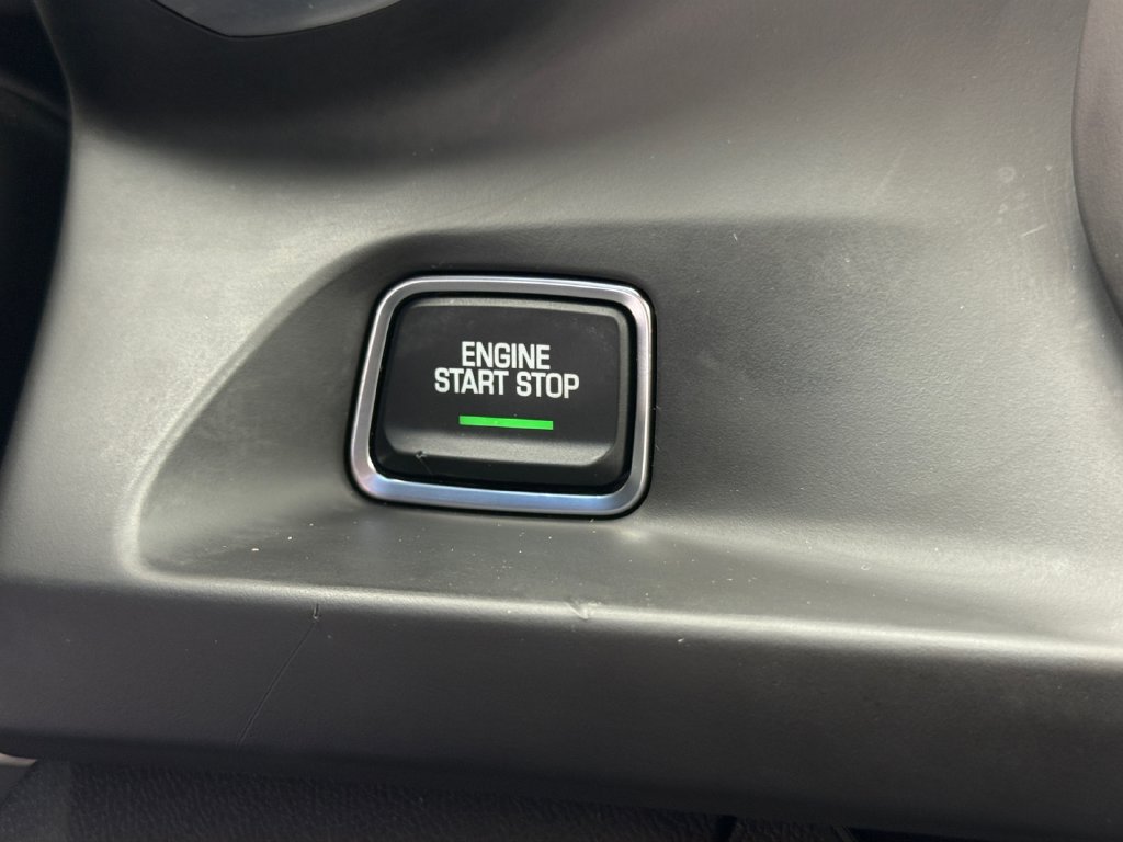 Used 2020 Chevrolet Camaro LS RWD image 26