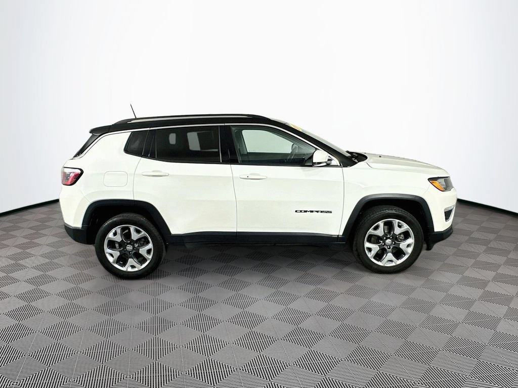 Certified 2018 Jeep Compass Limited AWD/4WD image 12