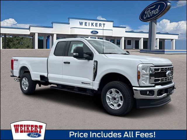 New 2026 Ford F350 XLT w/ FX4 Off-Road Package