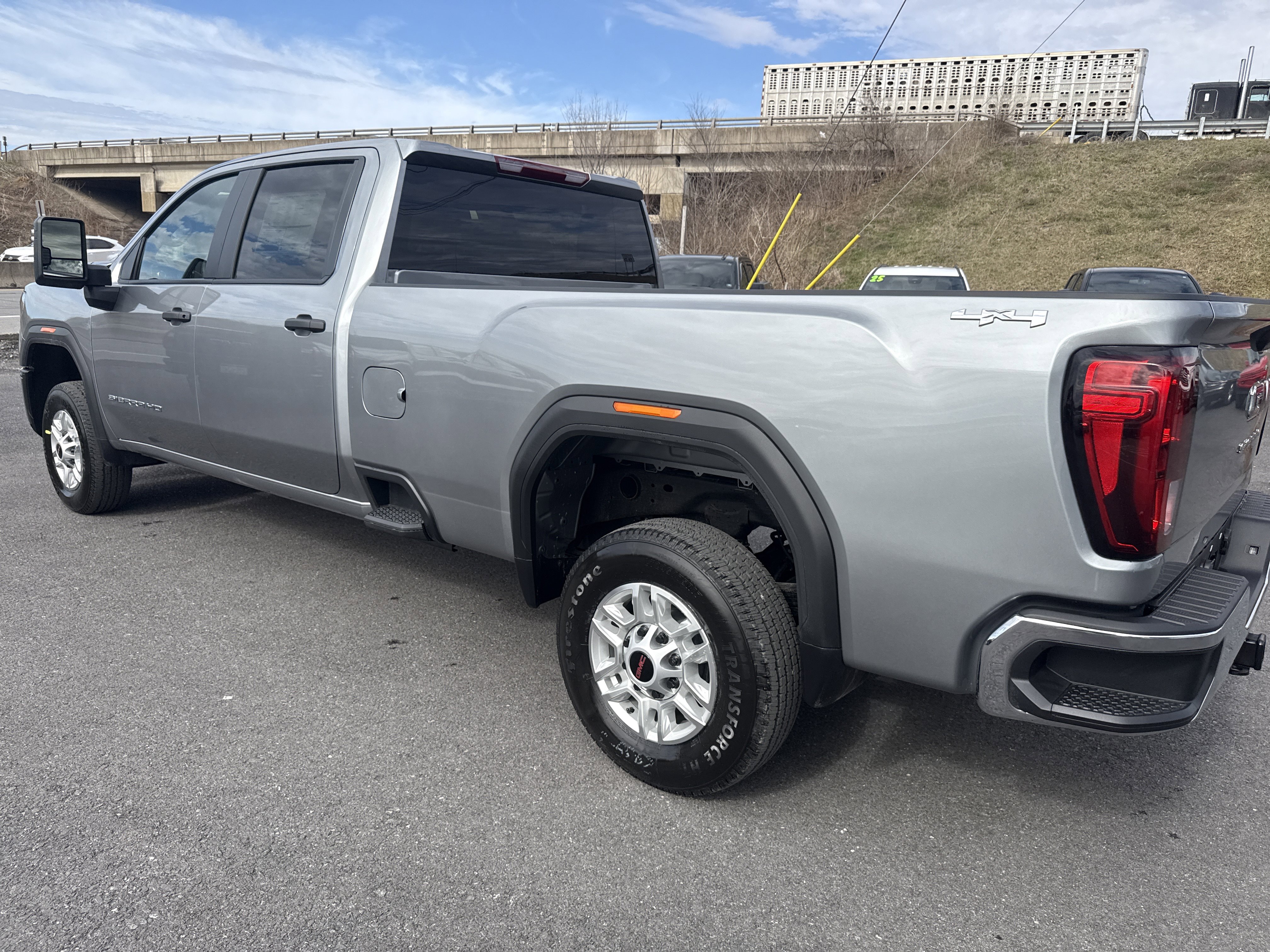 New 2026 GMC Sierra 2500 Pro w/ Convenience Package image 6