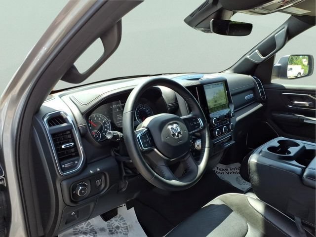 Used 2024 RAM 1500 Laramie AWD/4WD image 12