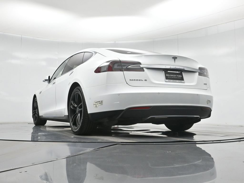 Used 2015 Tesla Model S 85D image 48