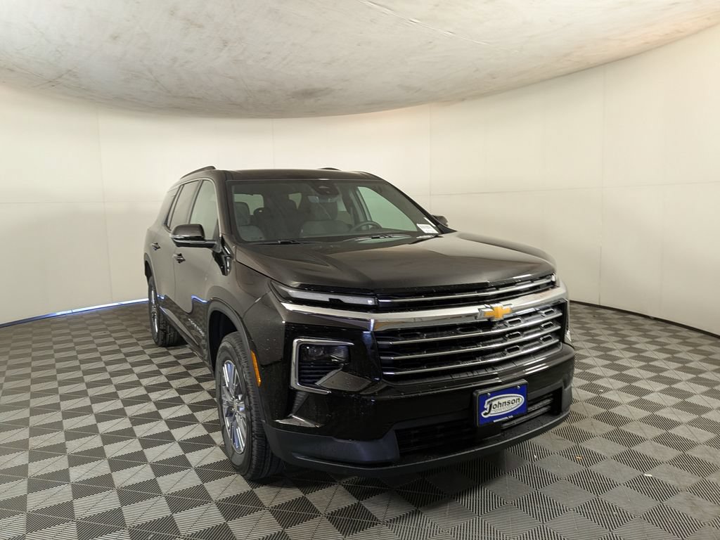 New 2026 Chevrolet Traverse LT w/ Driver Confidence Package AWD/4WD image 5