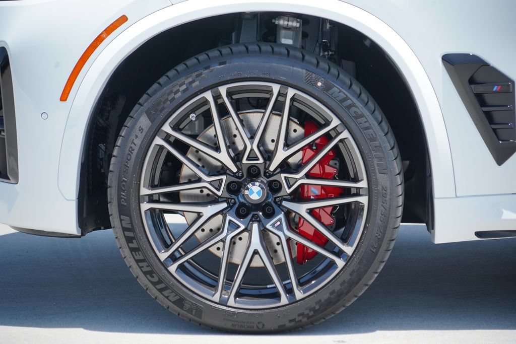 New 2026 BMW X5 M Competition w/ Executive Package AWD/4WD image 5
