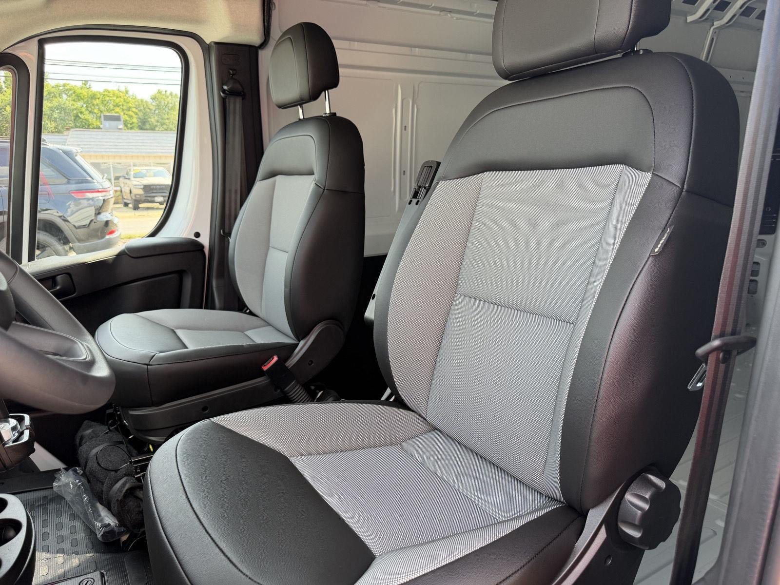 New 2026 RAM ProMaster 2500 w/ Convenience Group FWD image 16