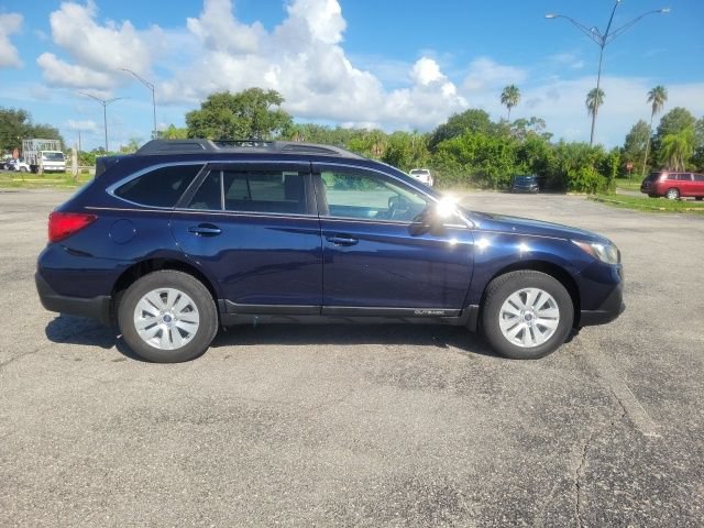 Used 2018 Subaru Outback 2.5i Premium AWD/4WD image 5