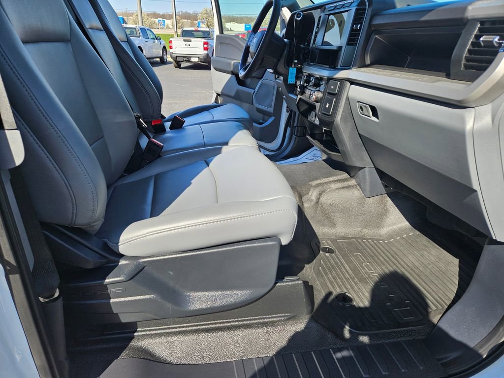 Used 2024 Ford F250 XL RWD image 26