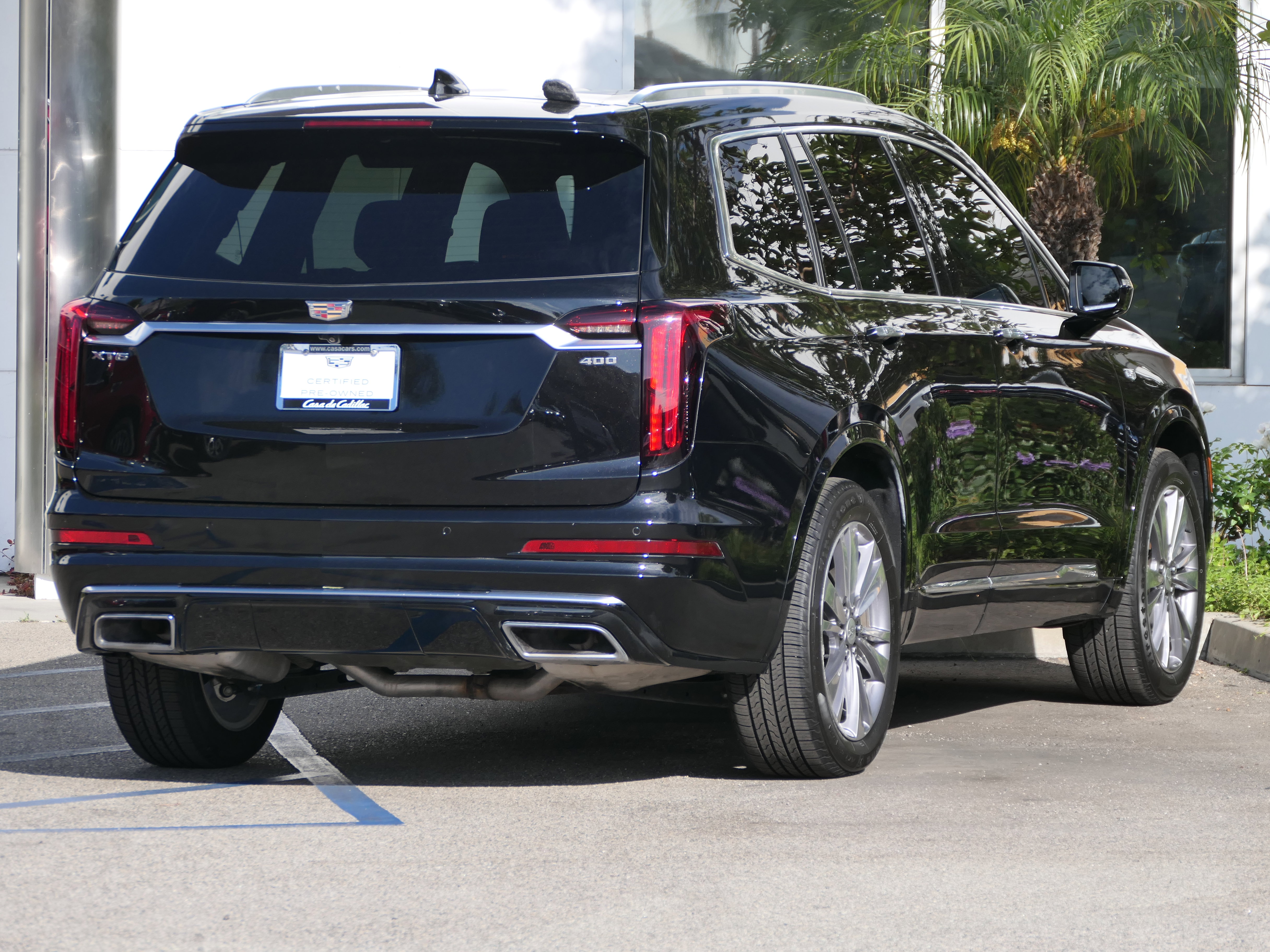 Certified 2024 Cadillac XT6 Premium Luxury FWD image 6