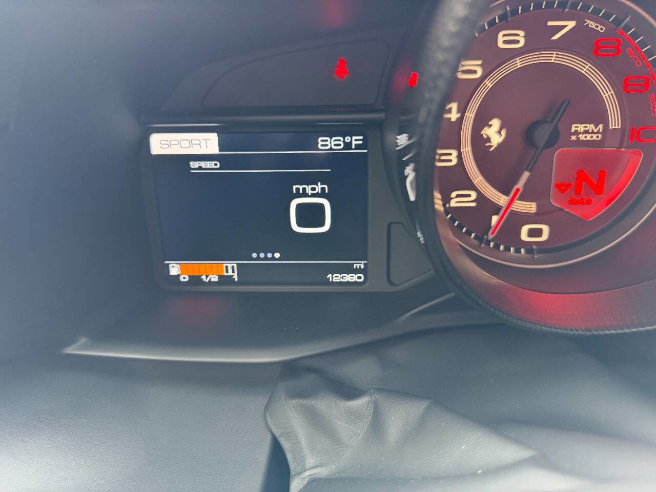 Used 2019 Ferrari 488 GTB RWD image 24