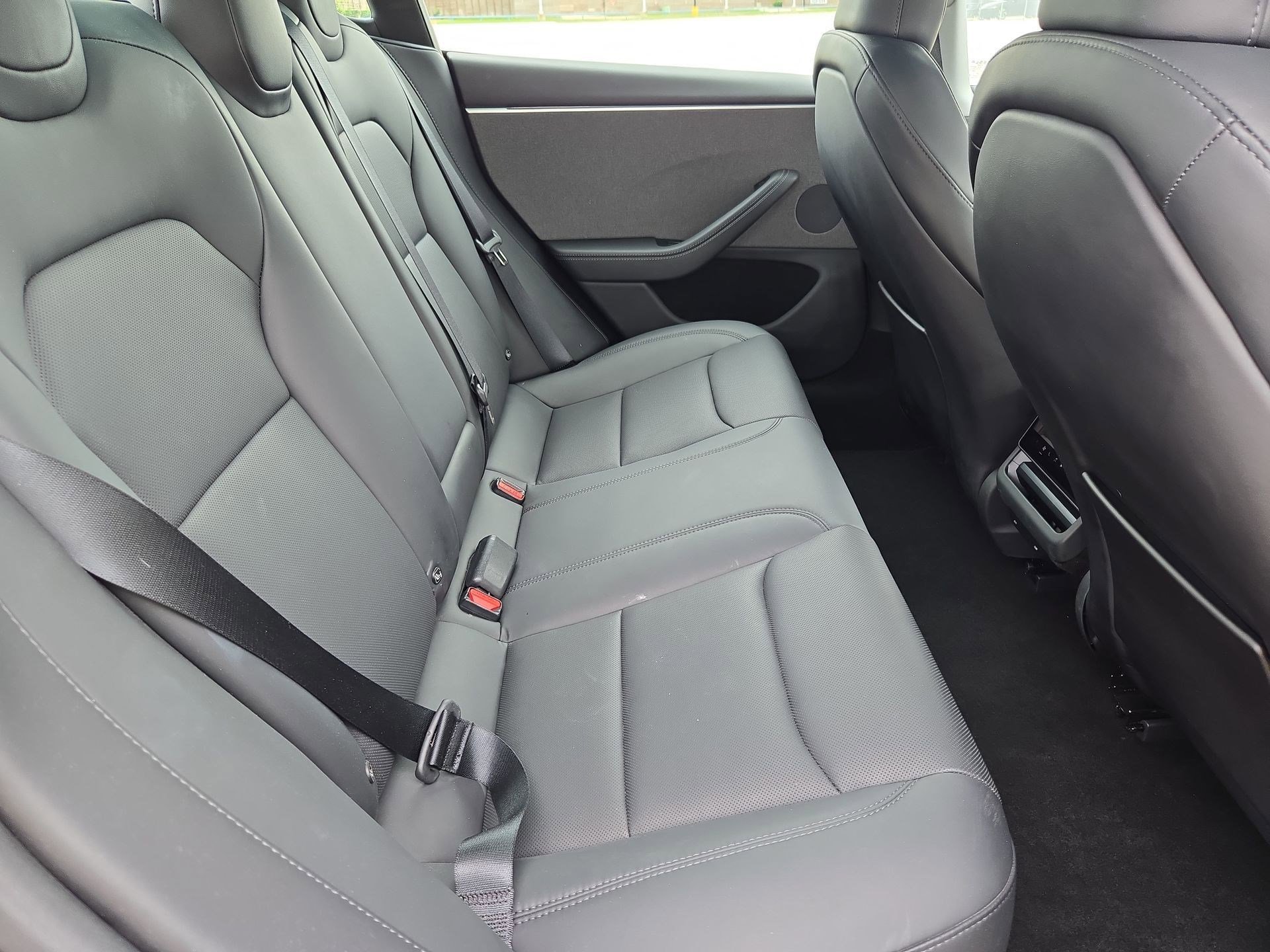 Used 2024 Tesla Model 3 Standard Range RWD image 30