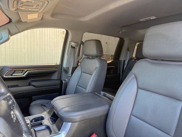Used 2023 Chevrolet Silverado 1500 RST w/ Redline Edition AWD/4WD image 14