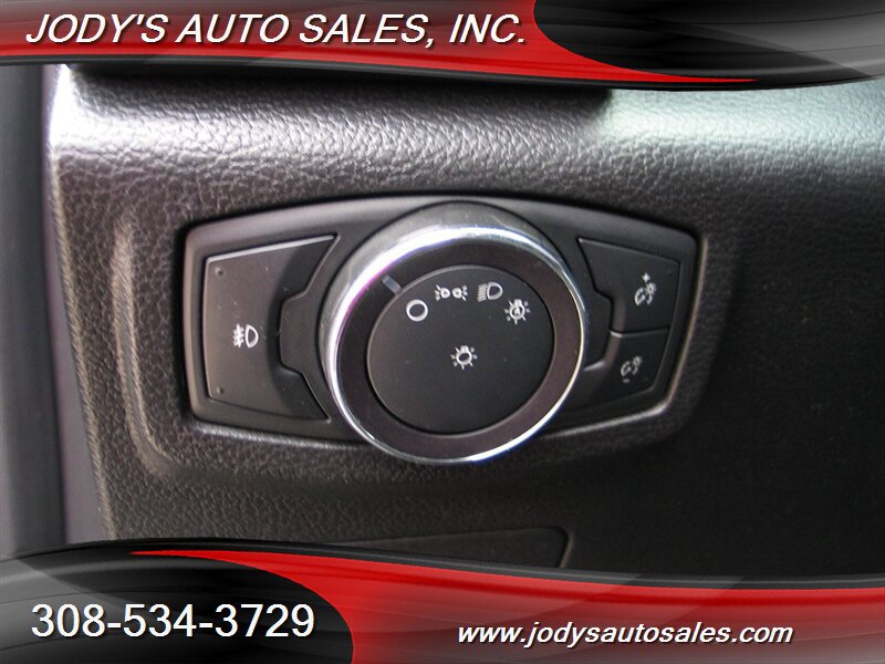 Used 2020 Ford Expedition XL AWD/4WD image 6