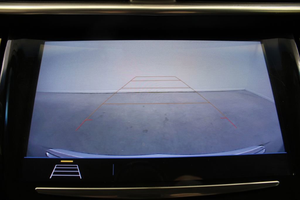 Used 2019 Cadillac XTS image 12