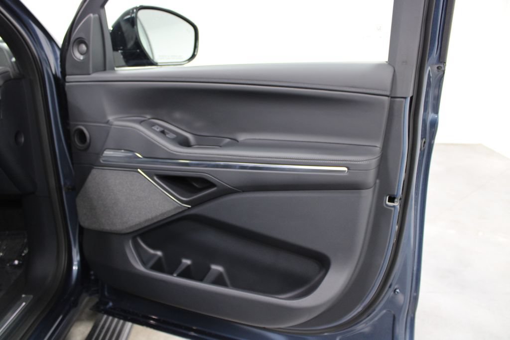 New 2027 Lincoln Navigator Reserve w/ Jet Appearance Package AWD/4WD image 23
