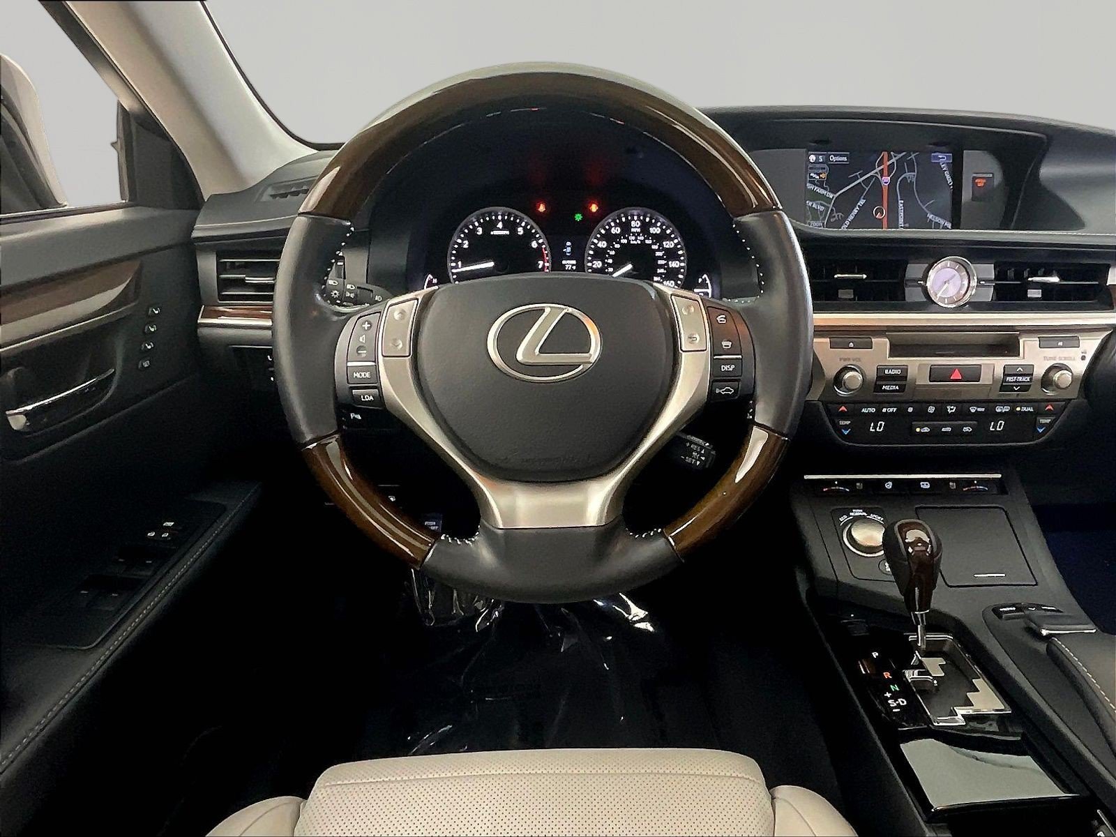 Used 2015 Lexus ES 350 FWD image 8