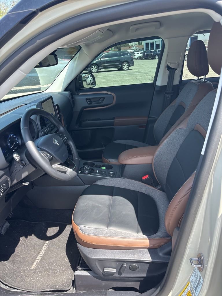 Used 2024 Ford Bronco Sport Outer Banks image 10