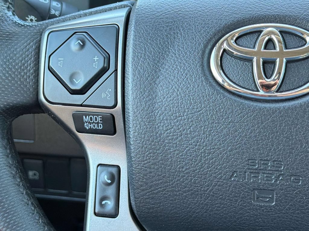 Certified 2022 Toyota Tacoma SR5 w/ Technology Package AWD/4WD image 11