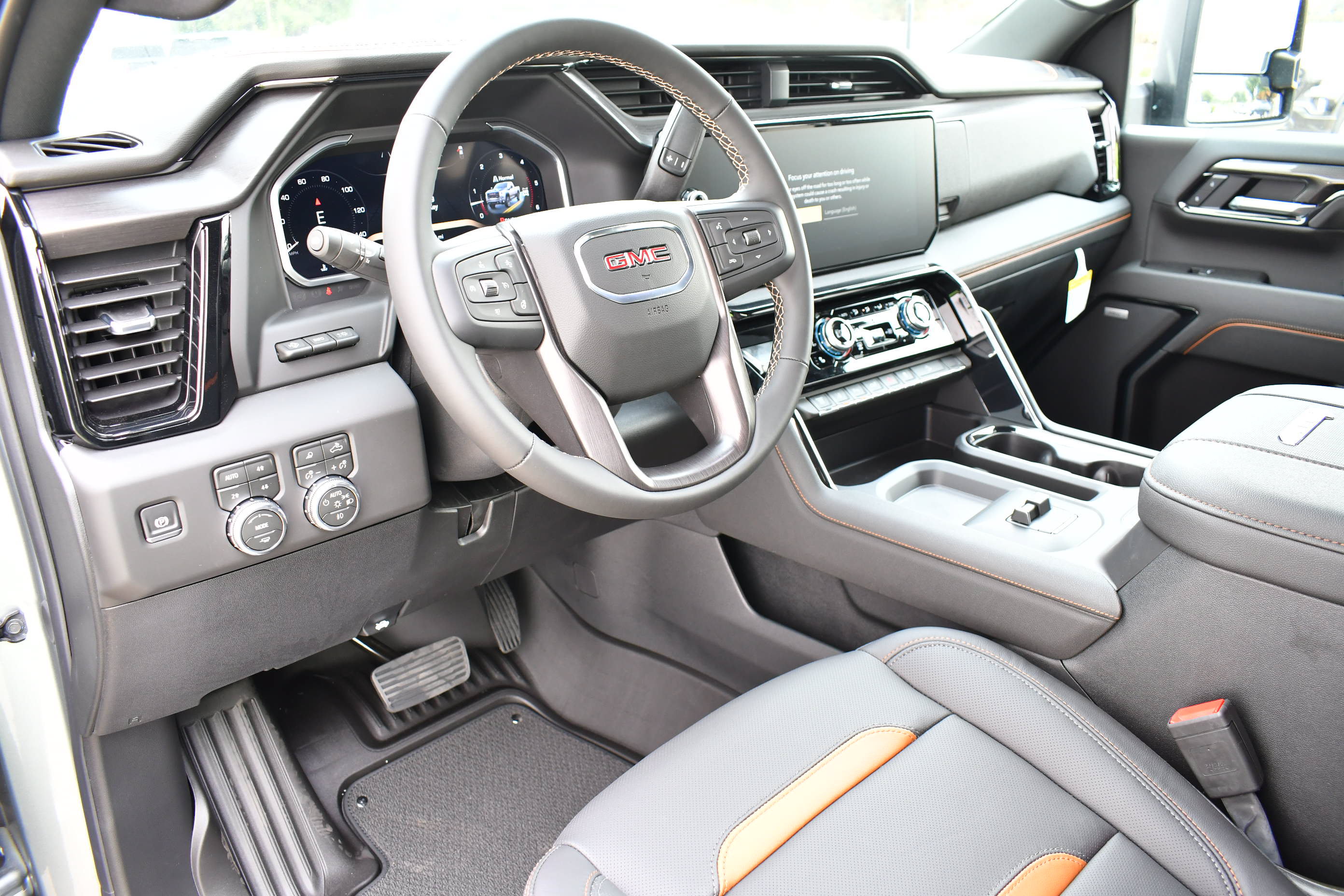 New 2026 GMC Sierra 2500 AT4 w/ AT4 Premium Plus Package AWD/4WD image 6